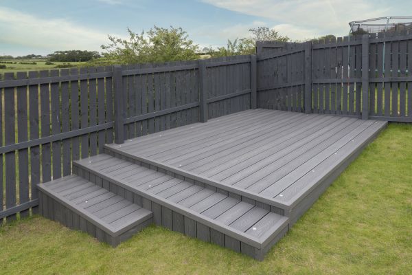 Vinyl Deck Construction in Prescott Valley